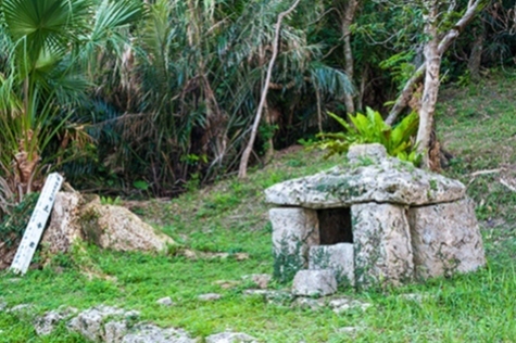写真：新里の土帝君1