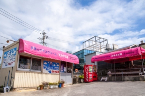 写真：店舗外観