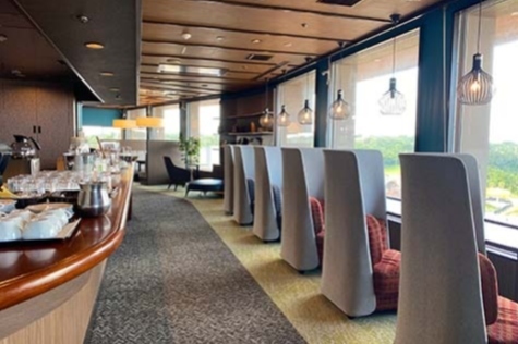 写真：展望ラウンジ 感謝1